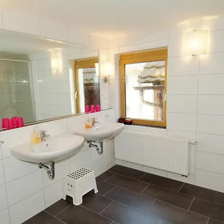 Klara -fewo Bachmann Auch Kurzfristig Ep Karten Garantiert! Apartment
